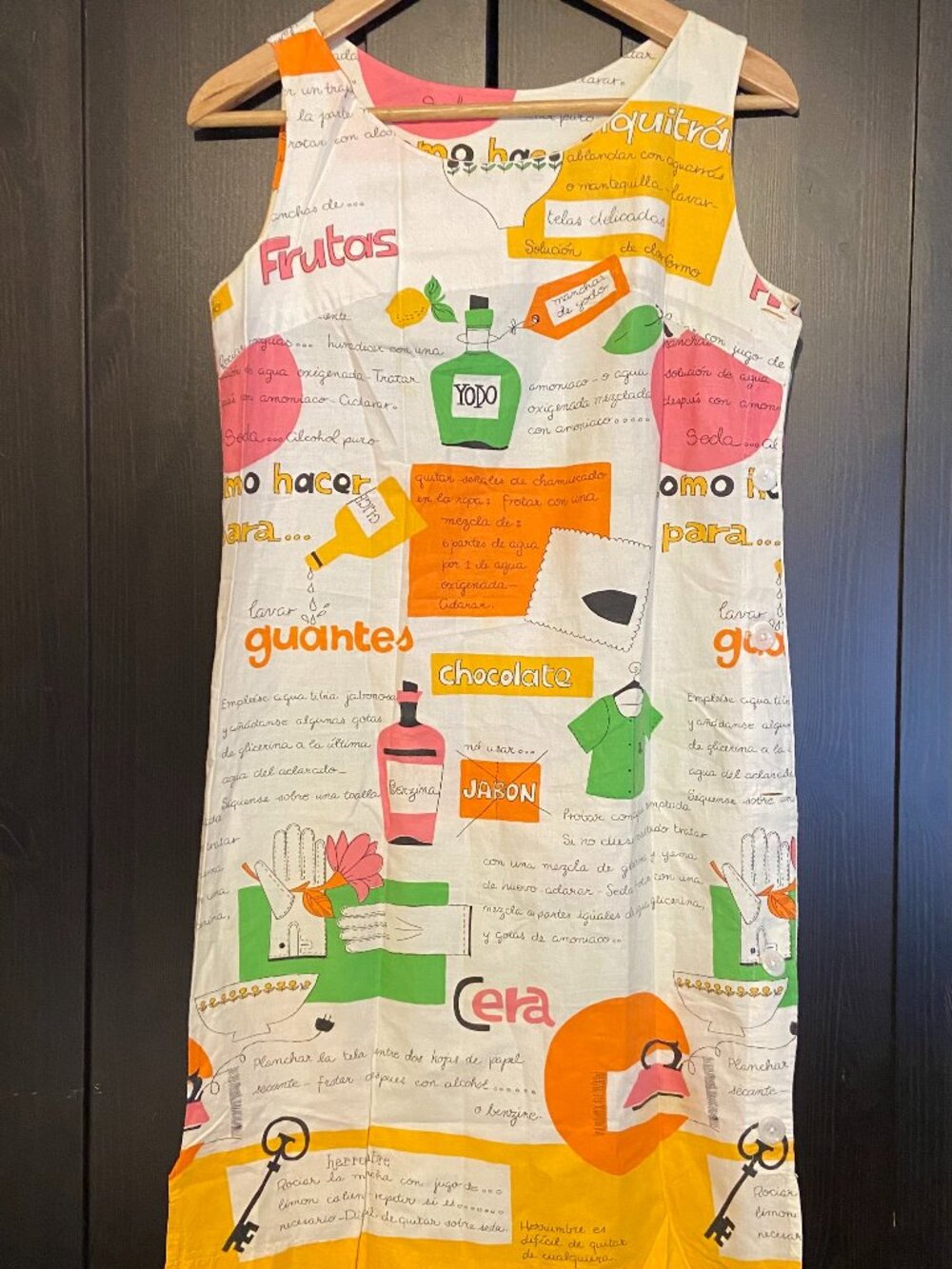 Unique Vintage Sleeveless Dress 50 to 60's Cleaning & Stain Remedies In Spanish